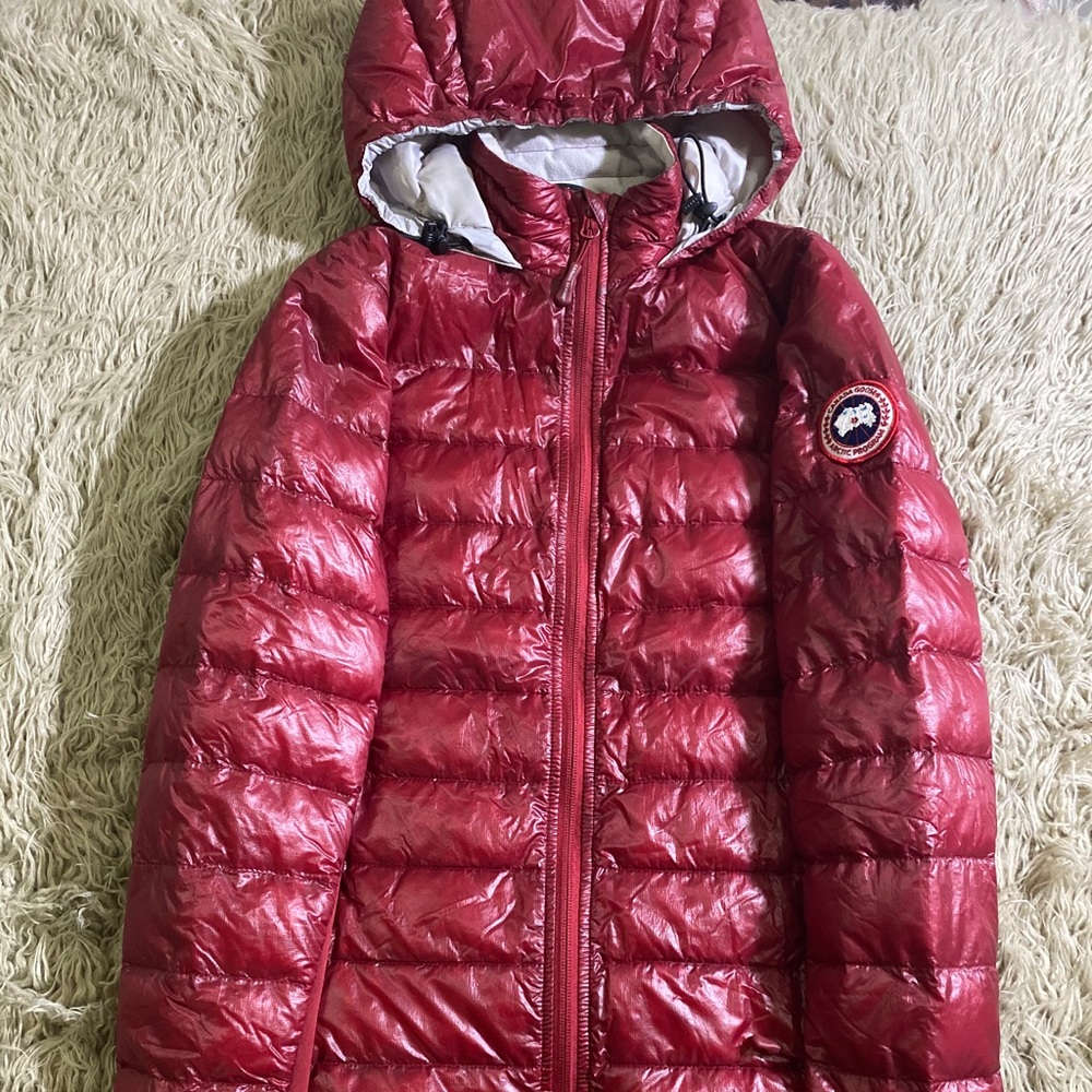 This Canada Goose light weight jacket is SOLD!